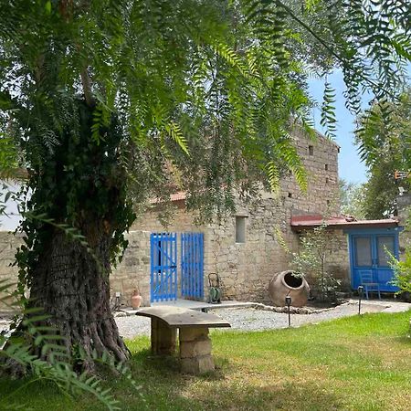 Cecilias Courtyard ξενώνας Malya Εξωτερικό φωτογραφία