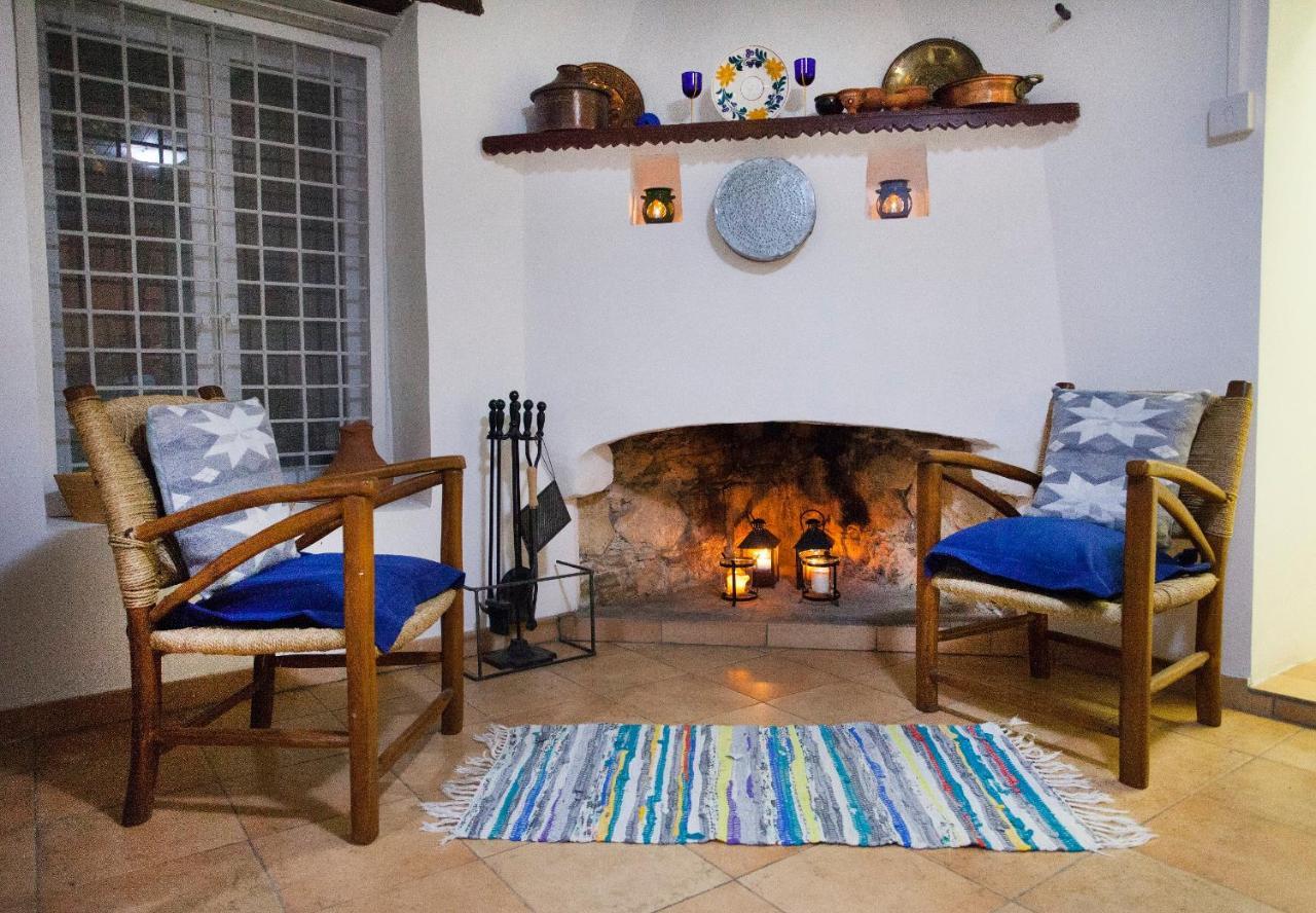Cecilias Courtyard ξενώνας Malya Εξωτερικό φωτογραφία
