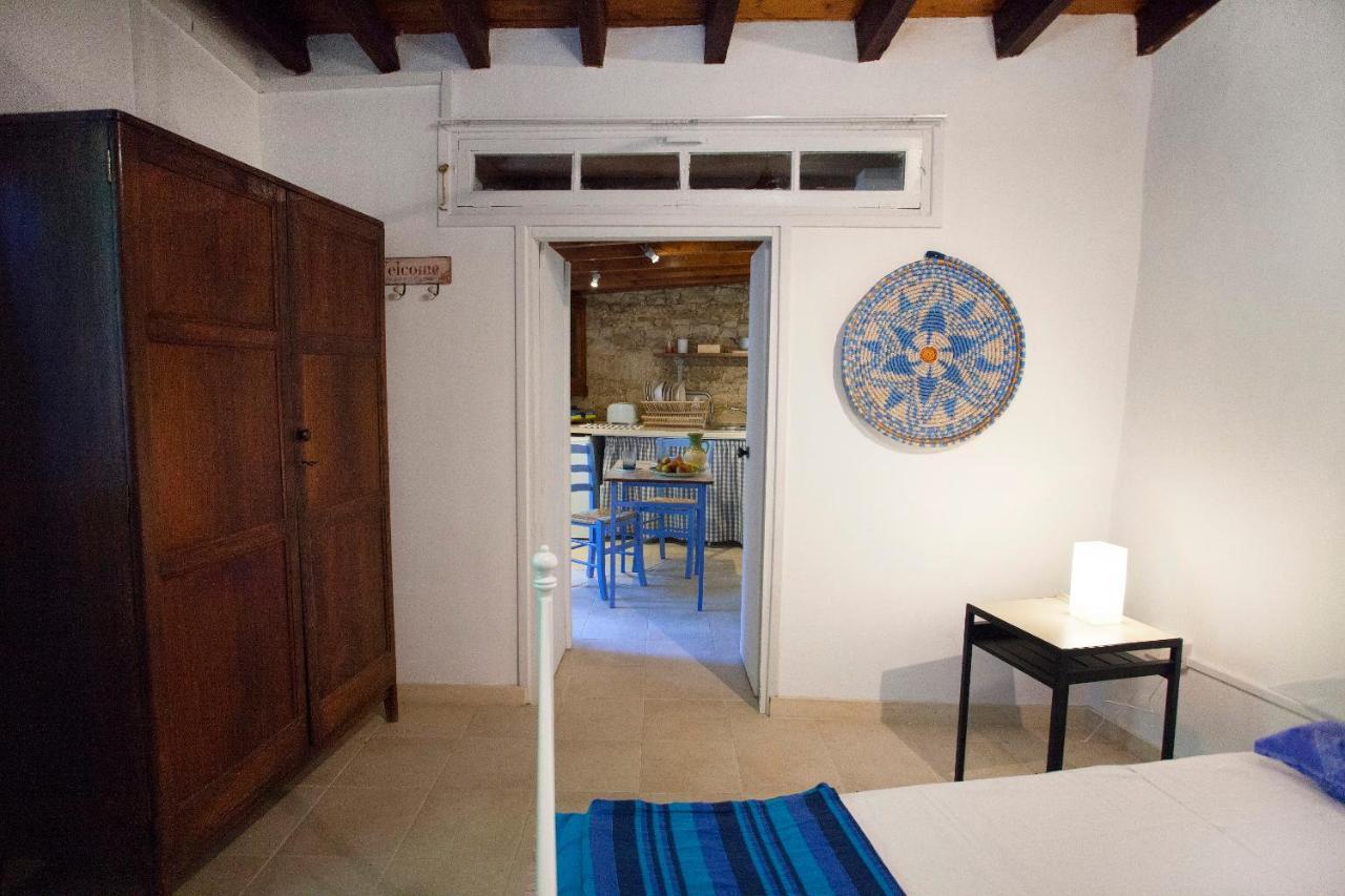 Cecilias Courtyard ξενώνας Malya Εξωτερικό φωτογραφία