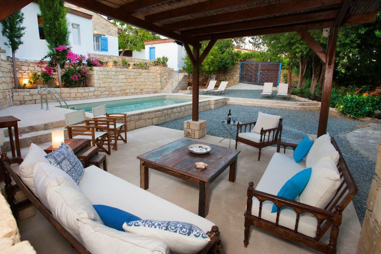 Cecilias Courtyard ξενώνας Malya Εξωτερικό φωτογραφία