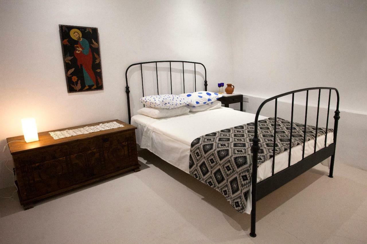 Cecilias Courtyard ξενώνας Malya Εξωτερικό φωτογραφία
